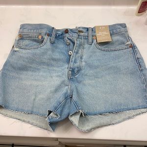 Madewelll relaxed denim shorts - curvy.
